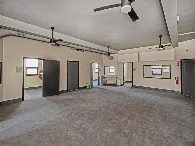 More Photos Of 213 Bailey Ave, Pittsburgh Office For Sale