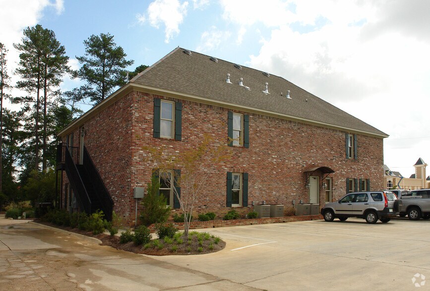 Primary Photo Of 701 Avignon Dr, Ridgeland Office For Lease