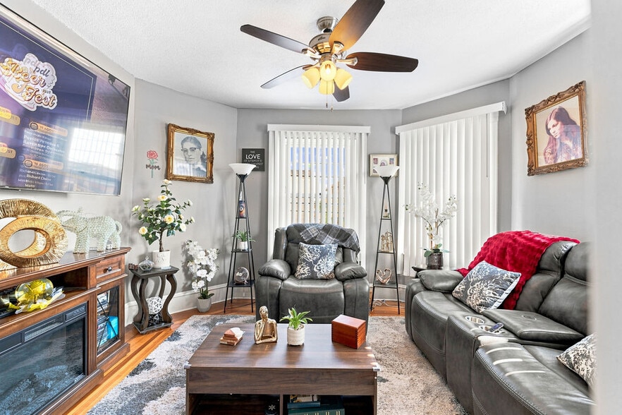 More Photos Of 491 Brayton Ave, Fall River Apartments For Sale