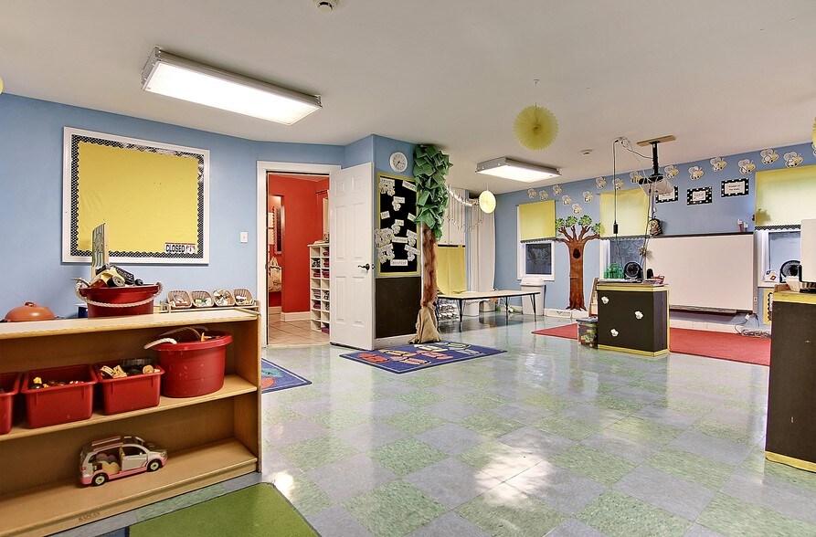 More Photos Of 1521 Wappoo Dr, Charleston Specialty For Lease