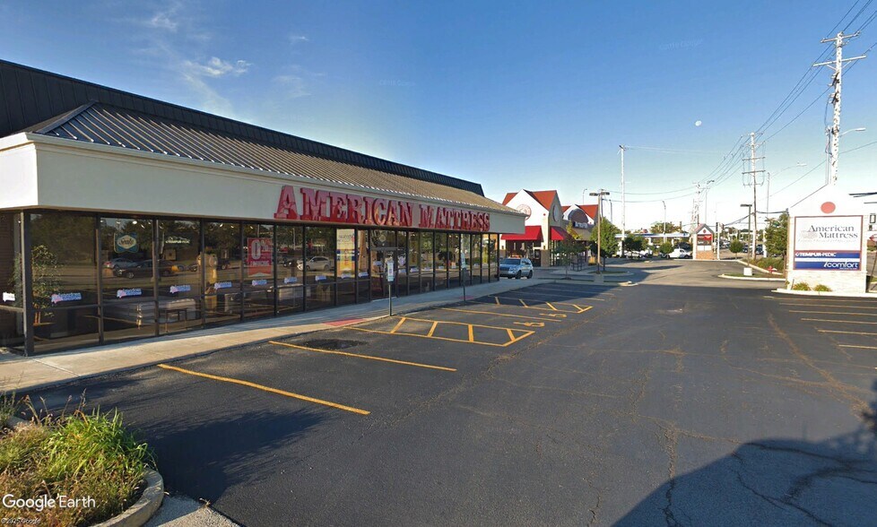 More Photos Of 35 E Golf Rd, Hoffman Estates Freestanding For Lease
