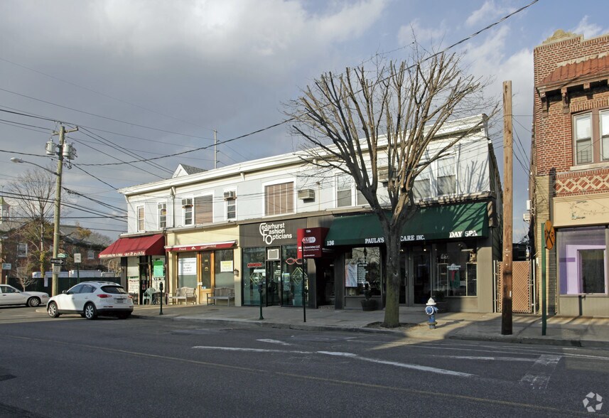 More Photos Of 136-140 Cedarhurst Ave, Cedarhurst Storefront Retail Residential For Lease