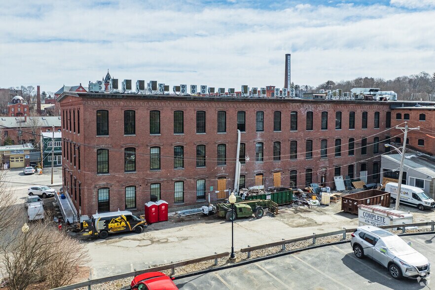 More Photos Of 500 Main St, Clinton Apartments For Lease