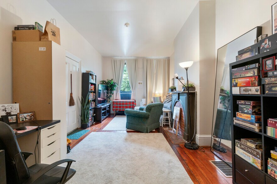 More Photos Of 645 N Paca St, Baltimore Apartments For Sale