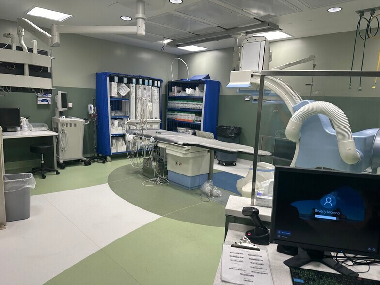 More Photos Of 77 S Dobson Rd, Chandler Medical For Sale