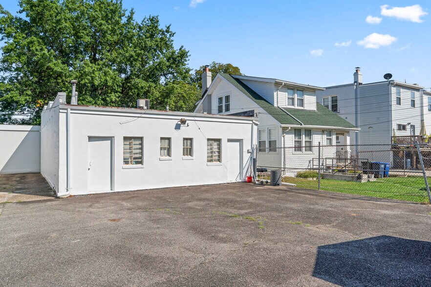 More Photos Of 3516 18th St NE, Washington Religious Facility For Sale