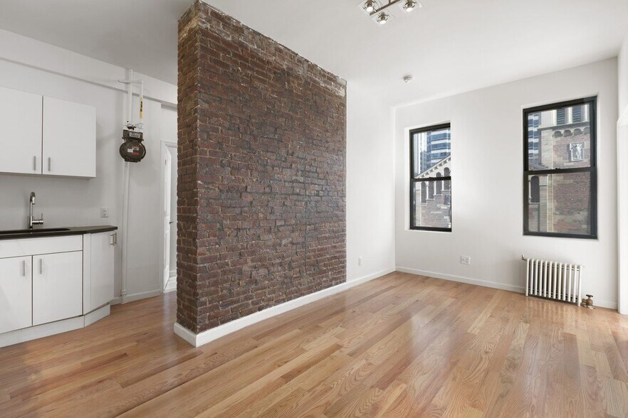 More Photos Of 343 E 66th St, New York Apartments For Sale