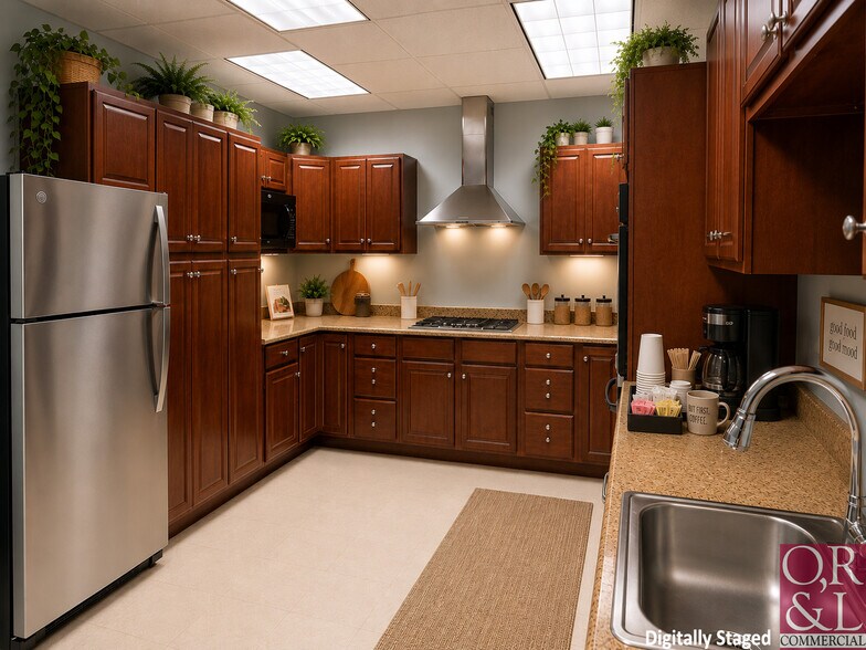 More Photos Of 624 Hebron Ave, Glastonbury Freestanding For Lease