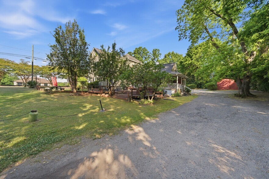 More Photos Of 7302 Woodrow St, Irmo Office Residential For Sale