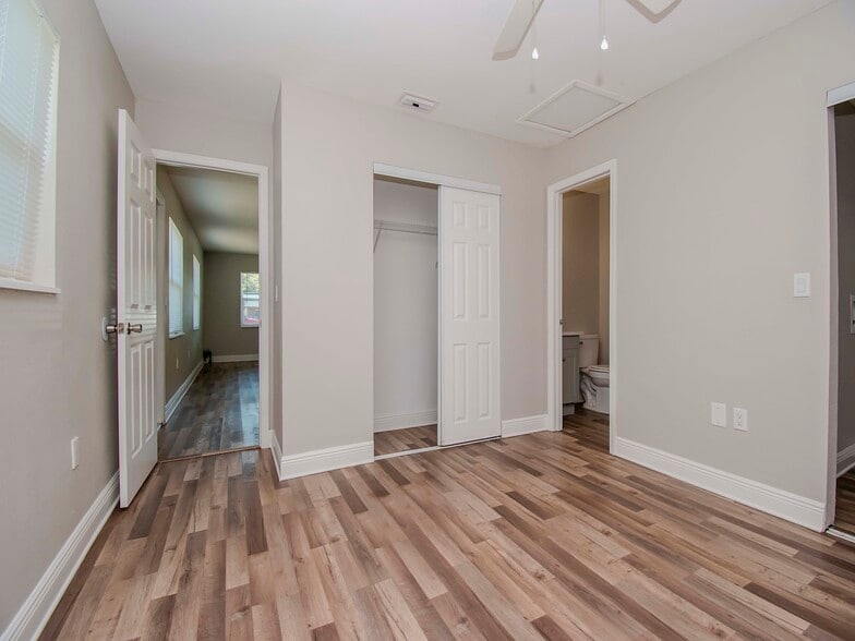 More Photos Of , Bradenton Multifamily For Sale