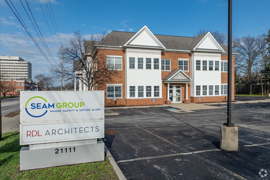 More Photos Of 21111 Chagrin Blvd, Beachwood Office For Lease