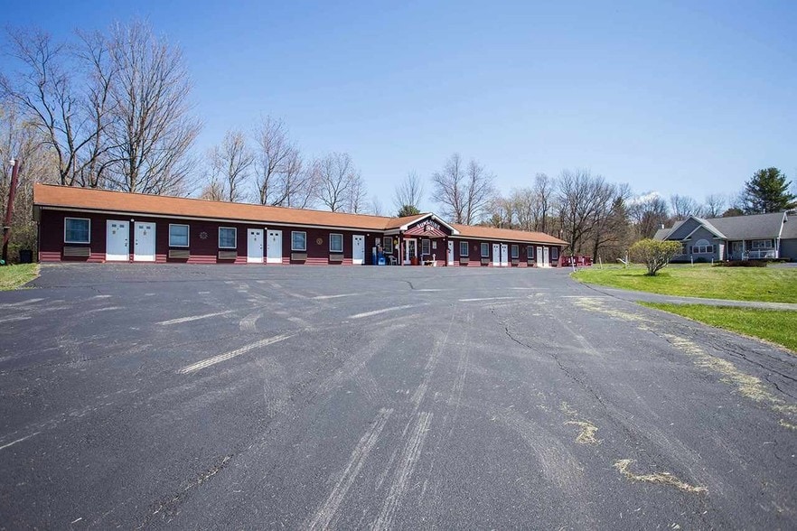 More Photos Of 2624 Rt-40, Greenwich Hotel For Sale