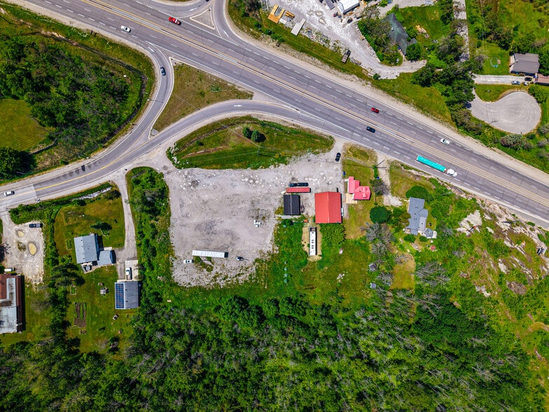 More Photos Of 3300 Coopers Falls Rd, Gravenhurst Auto Repair For Sale