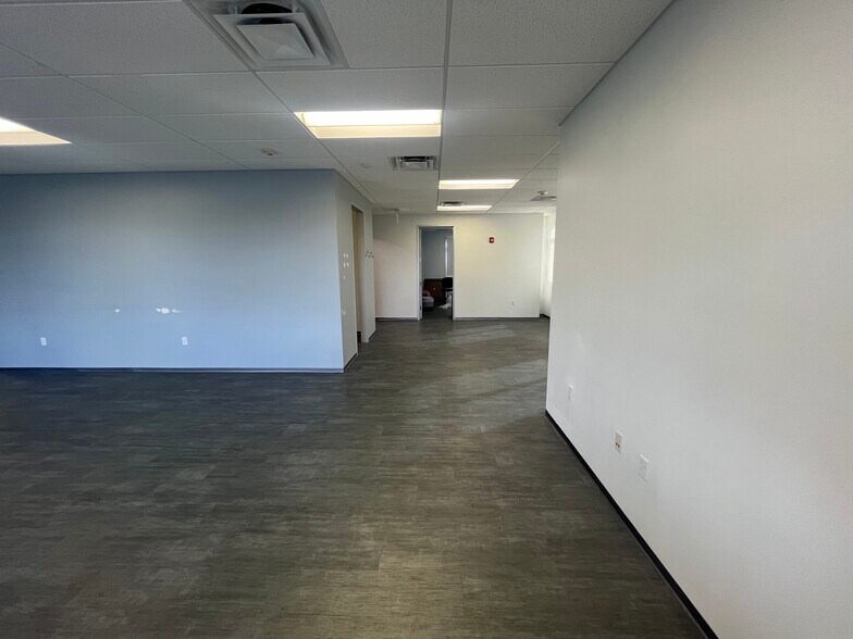 More Photos Of 260 SW Natura Ave, Deerfield Beach Office For Sale