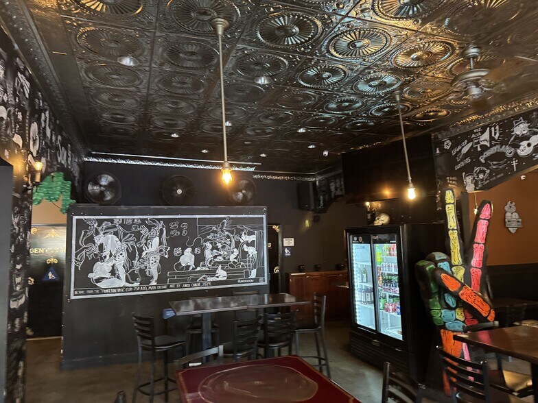 More Photos Of 2179-2181 Logan Ave, San Diego Freestanding For Lease