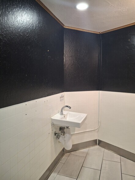 More Photos Of 1419 Park St, Alameda Storefront Retail Office For Lease