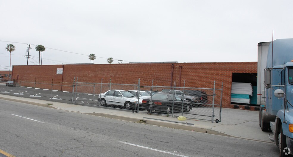 More Photos Of 15000 S Broadway, Gardena Warehouse For Sale