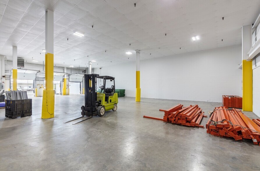 More Photos Of 150 Eastern Ave, Chelsea Light Distribution For Lease