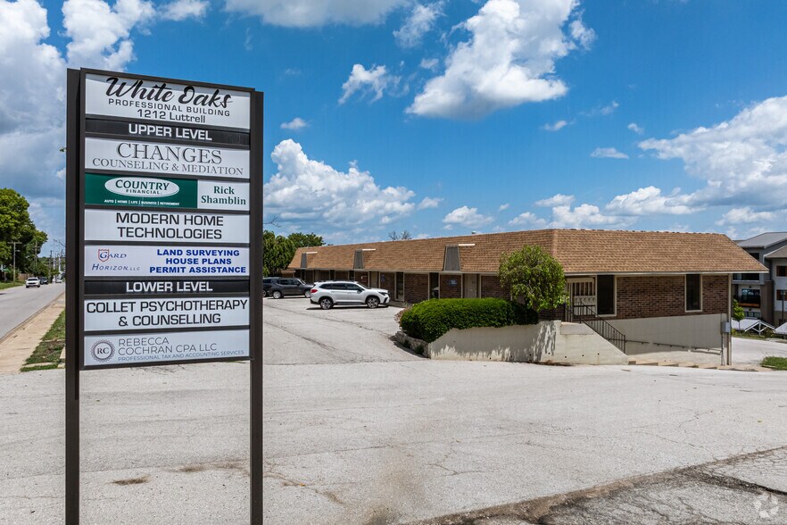 More Photos Of 1040 Sw Luttrell Rd, Blue Springs Unknown For Lease