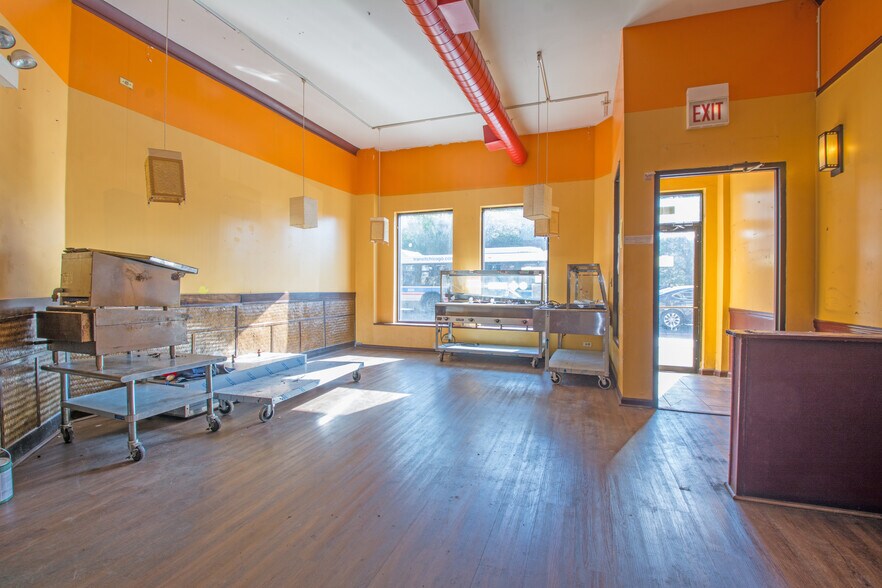 More Photos Of 4018 N Western Ave, Chicago Freestanding For Sale