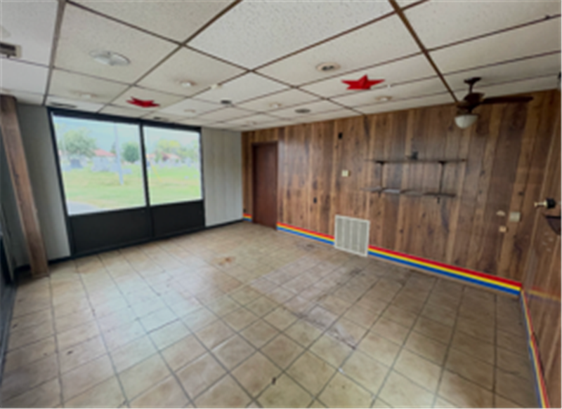 More Photos Of 302 Old 36, Clarence General Retail For Sale