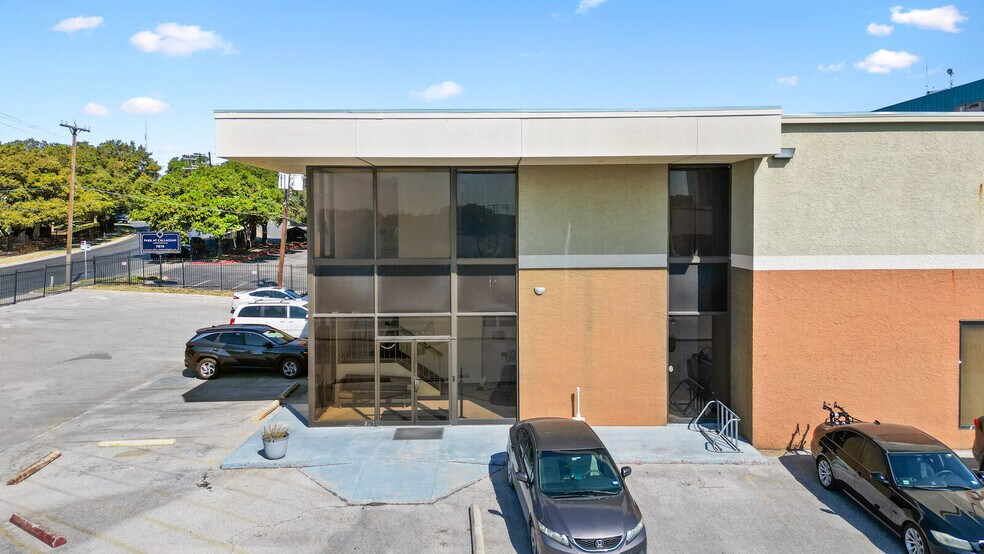 More Photos Of 7700 Torino St, San Antonio Office For Sale