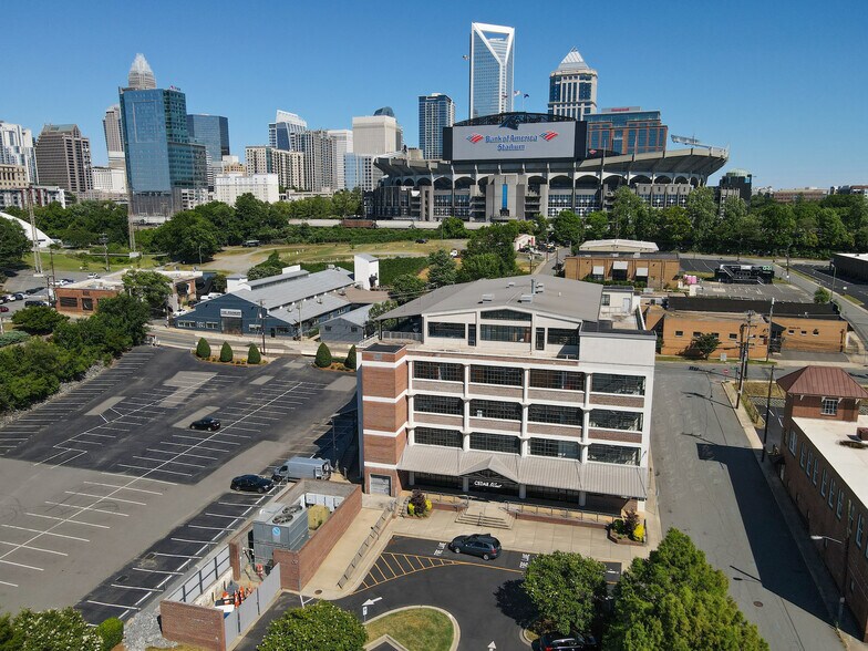More Photos Of 800 Westmere Ave, Charlotte Office For Lease
