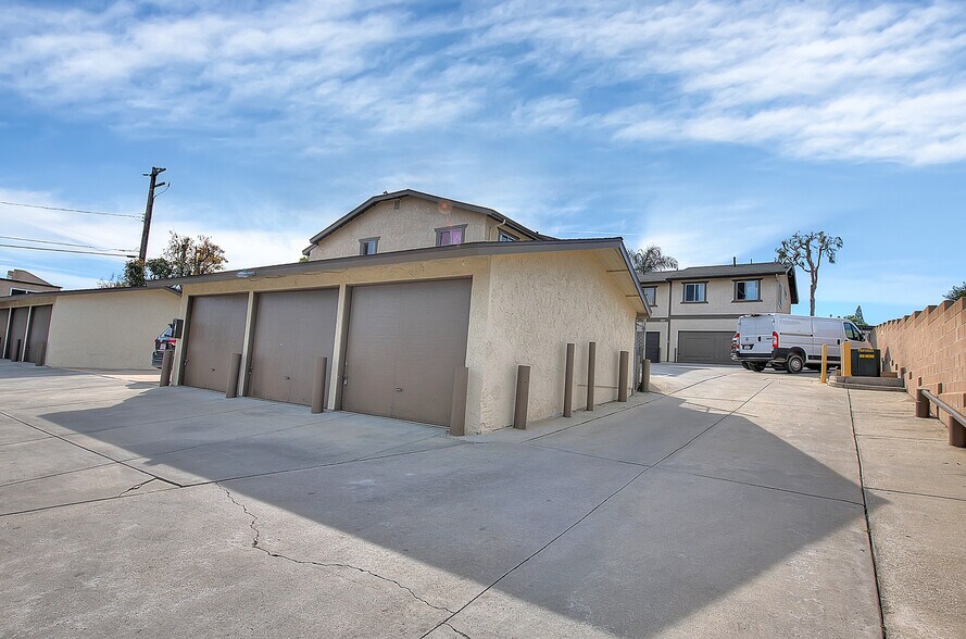 More Photos Of 275-299 Monte Vista St, La Habra Apartments For Sale