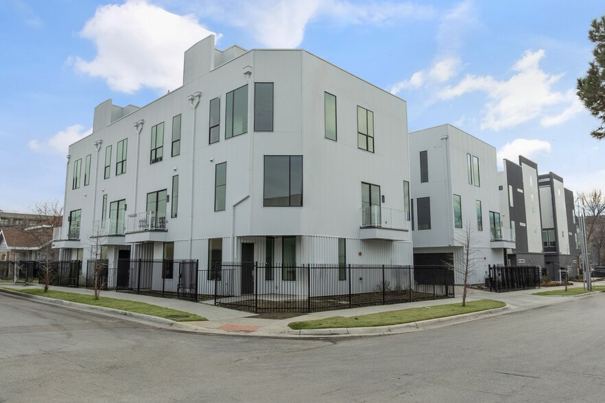 More Photos Of 4322 Roseland Ave, Dallas Apartments For Sale