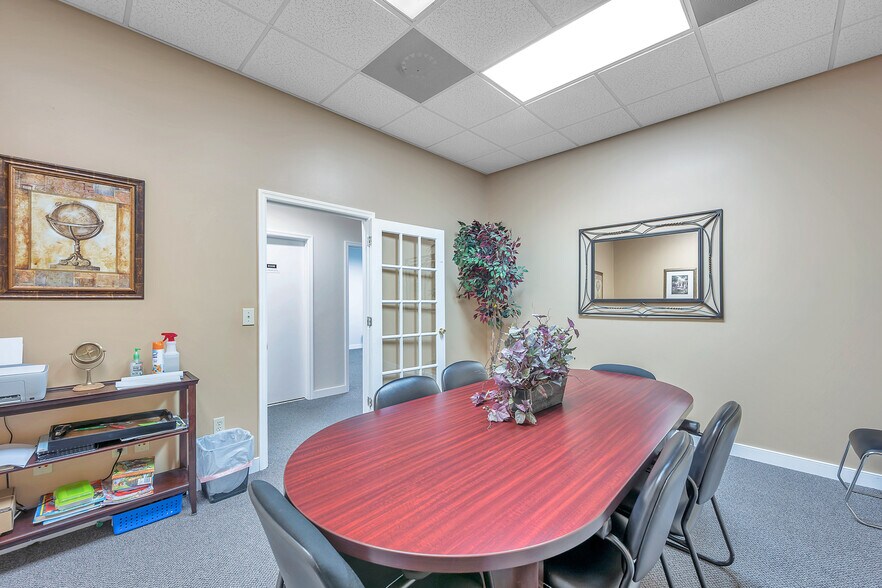 More Photos Of 8200 Seminole Blvd, Seminole Medical For Sale