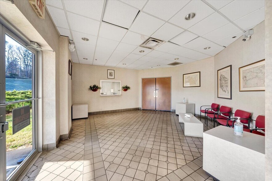 More Photos Of 17921 Main St, Buchanan Manufacturing For Sale