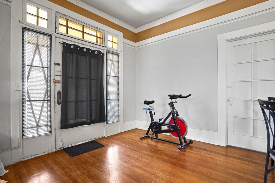 More Photos Of 1207 E Rio Grande Ave, El Paso Apartments For Sale