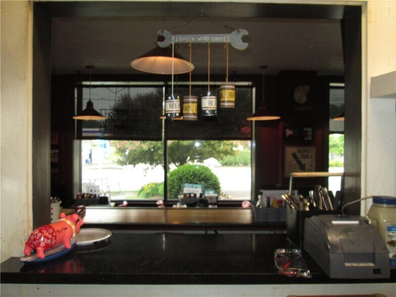 More Photos Of 3415 Rochester Rd, Lakeville Restaurant For Sale