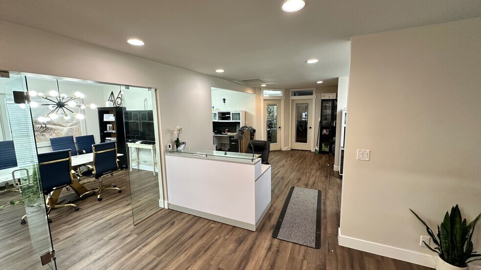 More Photos Of 152 W 500 S, Bountiful Office For Sale