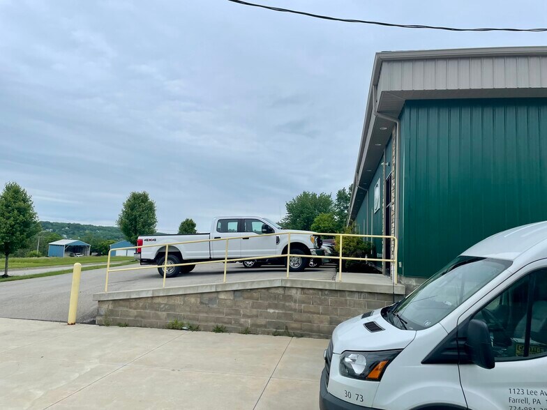 More Photos Of 1123 Lee Ave, Farrell Warehouse For Sale