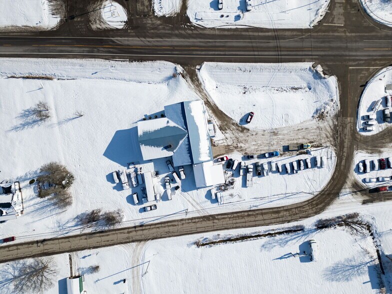 More Photos Of 5220 Maple Ln, Cuba Auto Repair For Sale