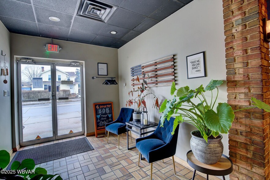 More Photos Of 505 Washington Blvd, Williamsport Restaurant For Sale