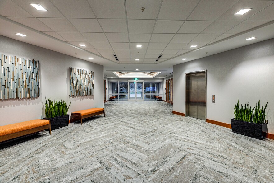 More Photos Of 4900 Cox Rd, Glen Allen Office For Lease