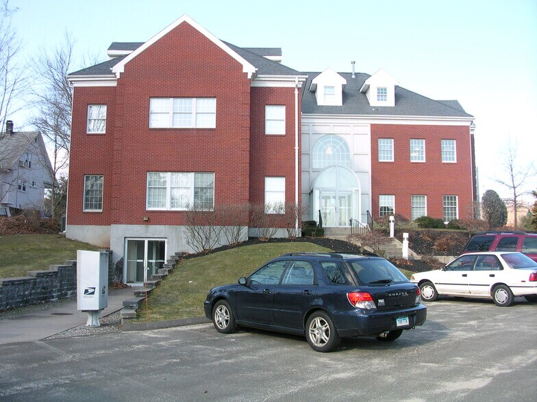 More Photos Of 288 Highland Ave, Cheshire Medical For Lease