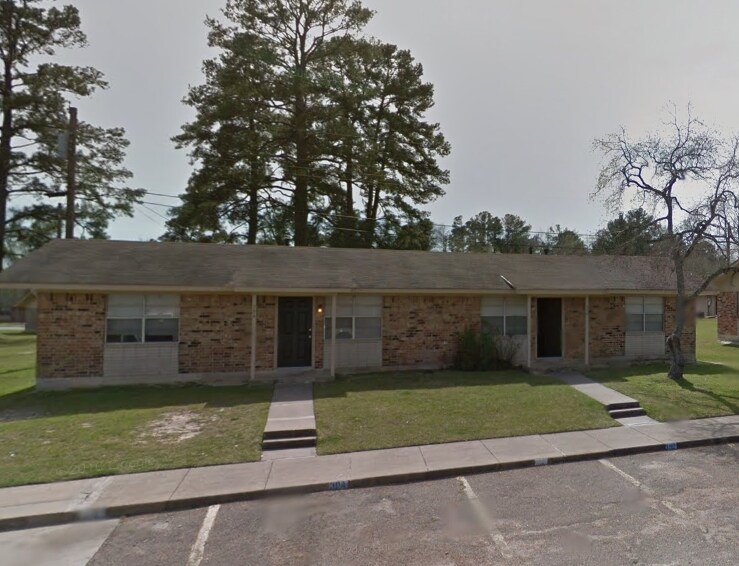 Primary Photo Of 3301 Lotus Ln, Lufkin Apartments For Sale