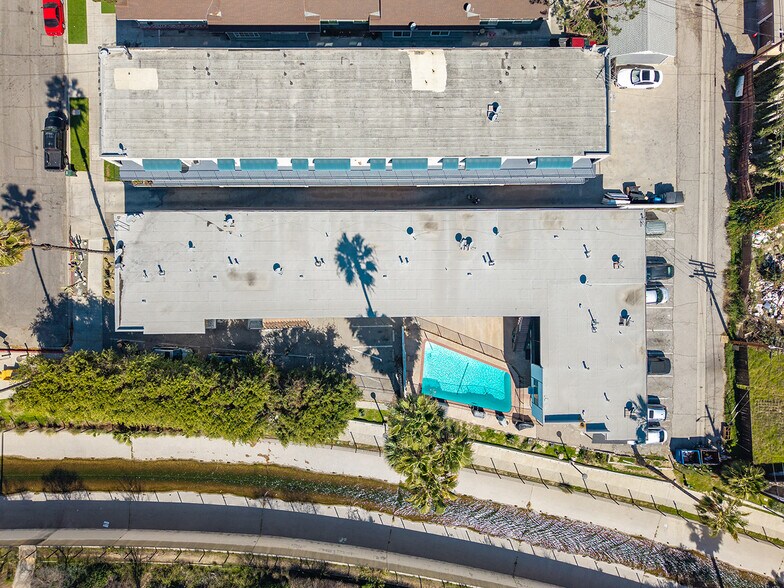 More Photos Of 252 W Elm Ave, Burbank Apartments For Sale