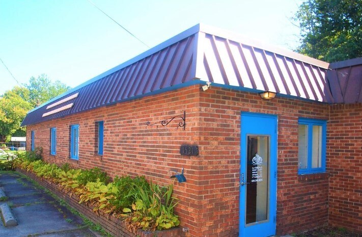 Primary Photo Of 1521 Sulphur Springs Rd, Waynesville Office For Sale