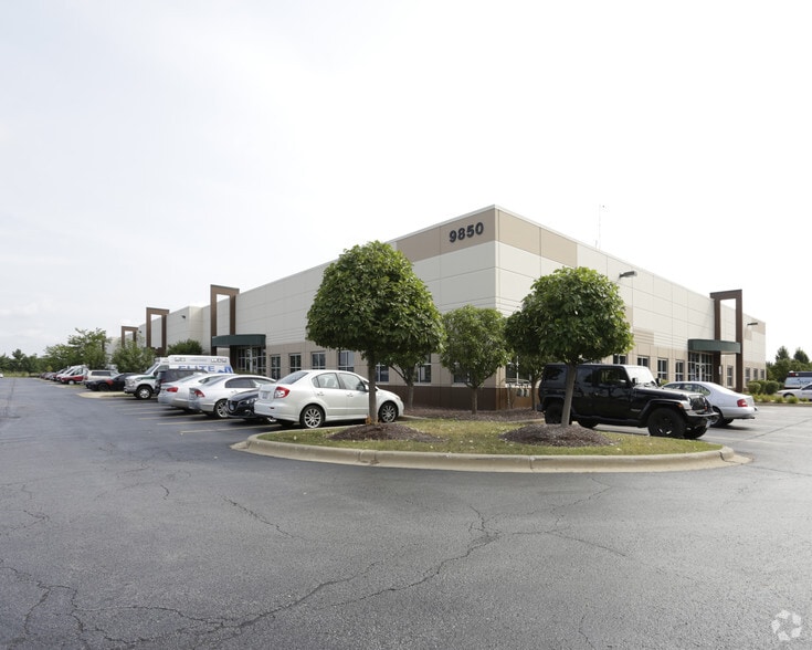 More Photos Of 9850 W 190th St, Mokena Light Distribution For Lease