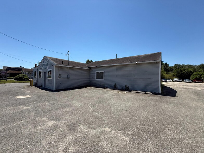 More Photos Of 63 E Bay Ave, Manahawkin Freestanding For Sale