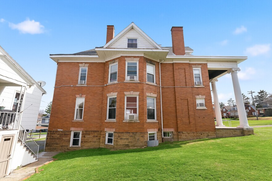 More Photos Of 1042 Morgantown Ave, Fairmont Specialty For Sale