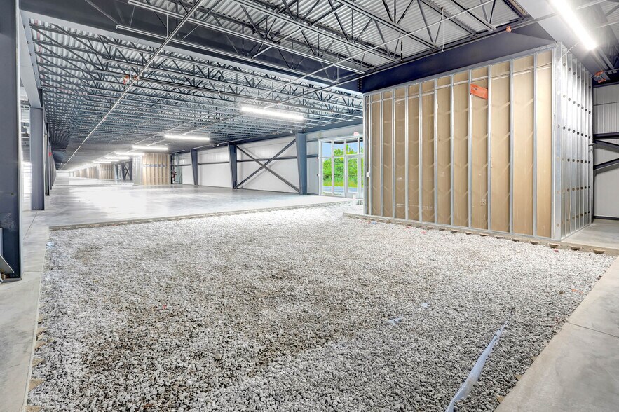 More Photos Of 2685 Riverport Rd, Chattanooga Industrial For Sale