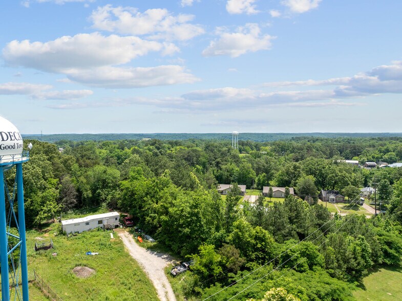 More Photos Of 364 W Main St, Decaturville Flex For Sale