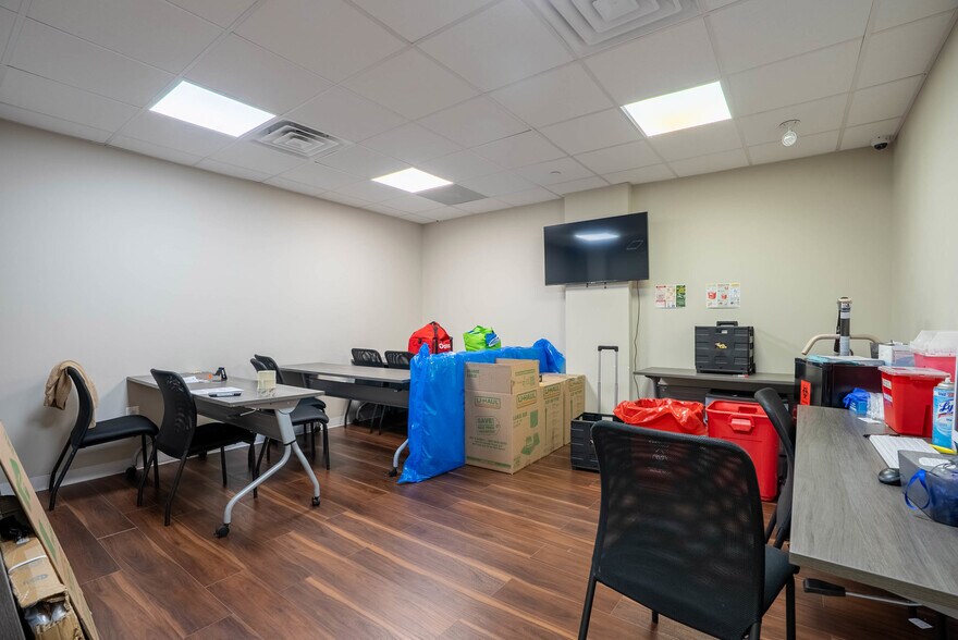 More Photos Of 14-18 N 52nd St, Philadelphia Storefront Retail Office For Sale