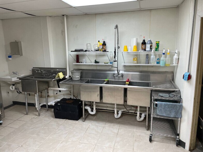 More Photos Of N5696 850th St, Elk Mound Restaurant For Lease