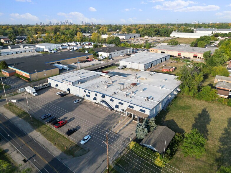 More Photos Of 1711 Woodland Ave, Columbus Warehouse For Sale